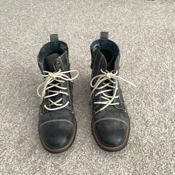Other - Mens grey ankle boots